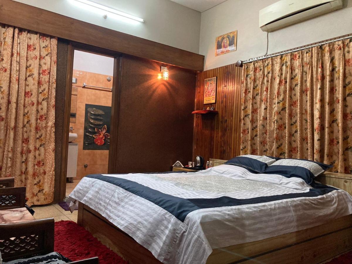 Pretty Garden View Apartment 3Bhk Furnished Flat Near Kashi Vishwanath Temple Varanasi Esterno foto