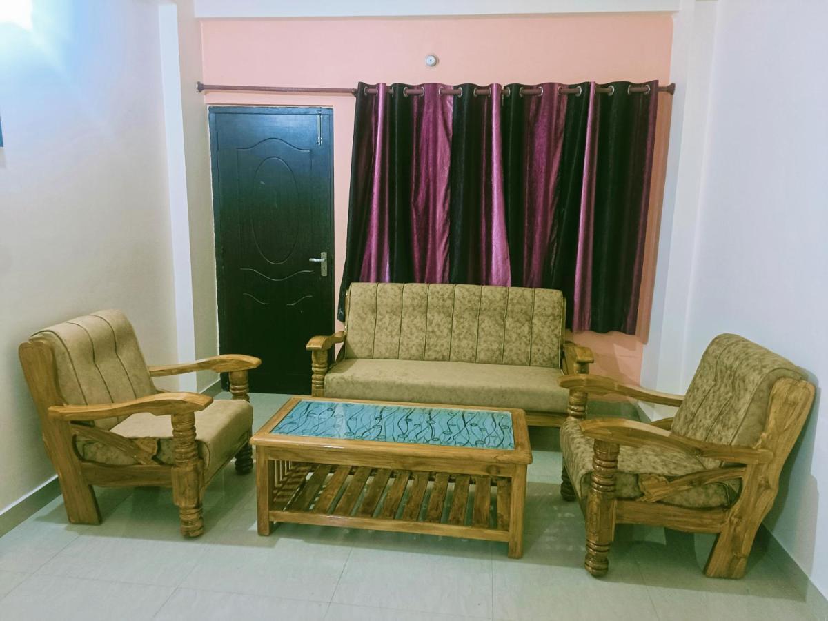 Pretty Garden View Apartment 3Bhk Furnished Flat Near Kashi Vishwanath Temple Varanasi Esterno foto