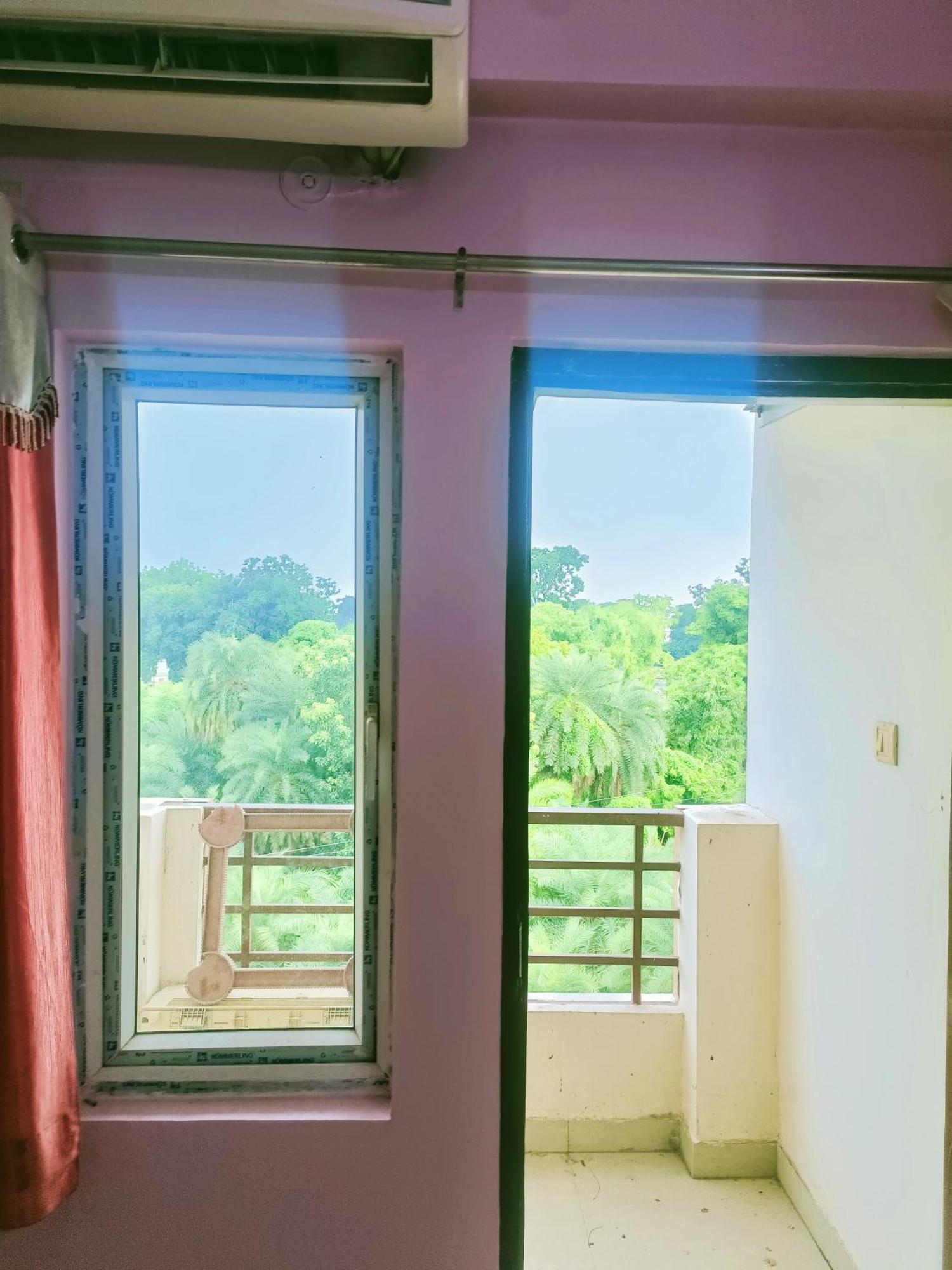 Pretty Garden View Apartment 3Bhk Furnished Flat Near Kashi Vishwanath Temple Varanasi Esterno foto