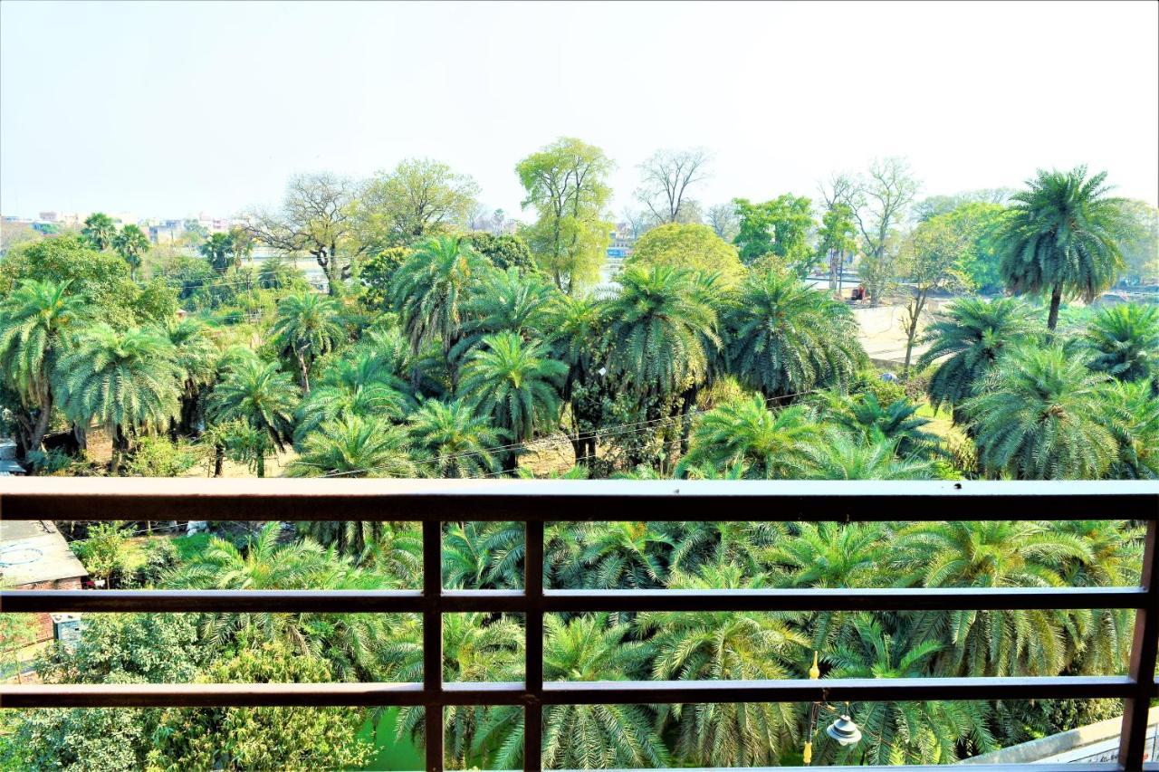 Pretty Garden View Apartment 3Bhk Furnished Flat Near Kashi Vishwanath Temple Varanasi Esterno foto